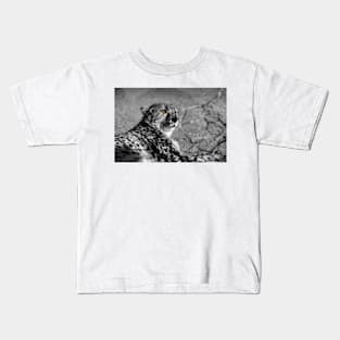 Cheetah black and white Kids T-Shirt